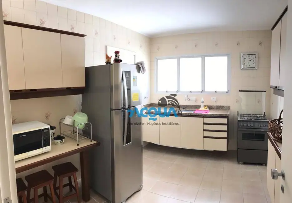 Apartamento com 3 quartos à venda, 123m2 em Guaruja - SP - imagem 4 Foto 4 de Apartamento com 3 quartos à venda, 123m2 em Guaruja - SP