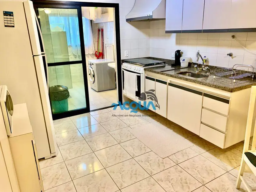 Foto 4 de Apartamento com 3 quartos à venda, 115m2 em Guaruja - SP