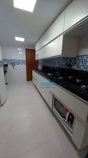 Apartamento com 3 quartos à venda, 135m2 em Barra Funda, Guaruja - SP - imagem 3 Foto 3 de Apartamento com 3 quartos à venda, 135m2 em Barra Funda, Guaruja - SP