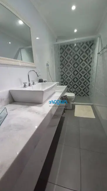 Apartamento com 3 quartos à venda, 135m2 em Barra Funda, Guaruja - SP - imagem 8 Foto 8 de Apartamento com 3 quartos à venda, 135m2 em Barra Funda, Guaruja - SP