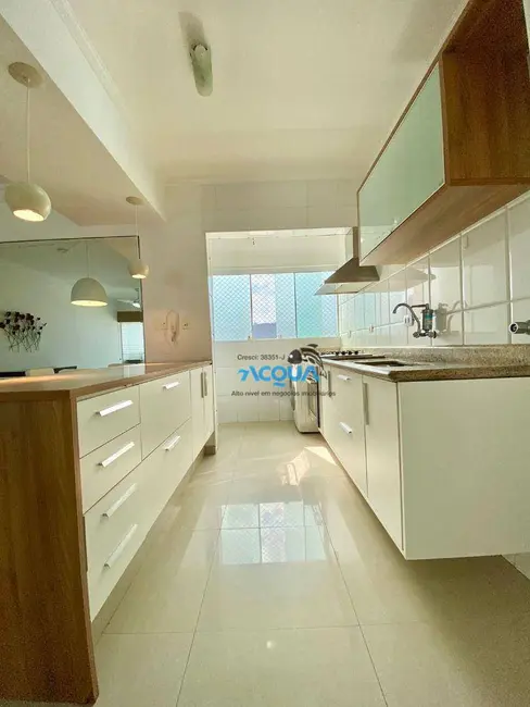 Foto 4 de Apartamento com 3 quartos à venda, 94m2 em Guaruja - SP