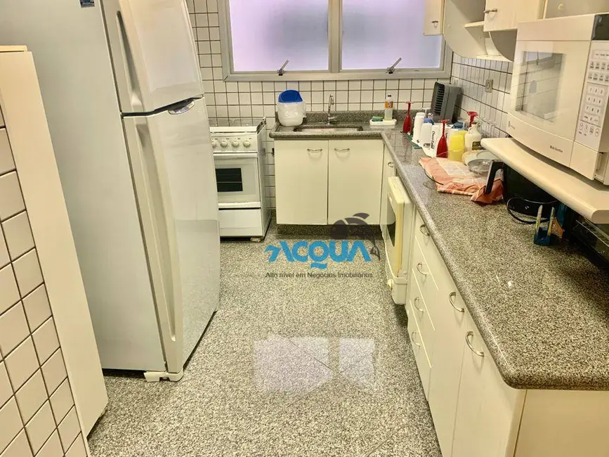 Foto 3 de Apartamento com 3 quartos à venda, 100m2 em Guaruja - SP