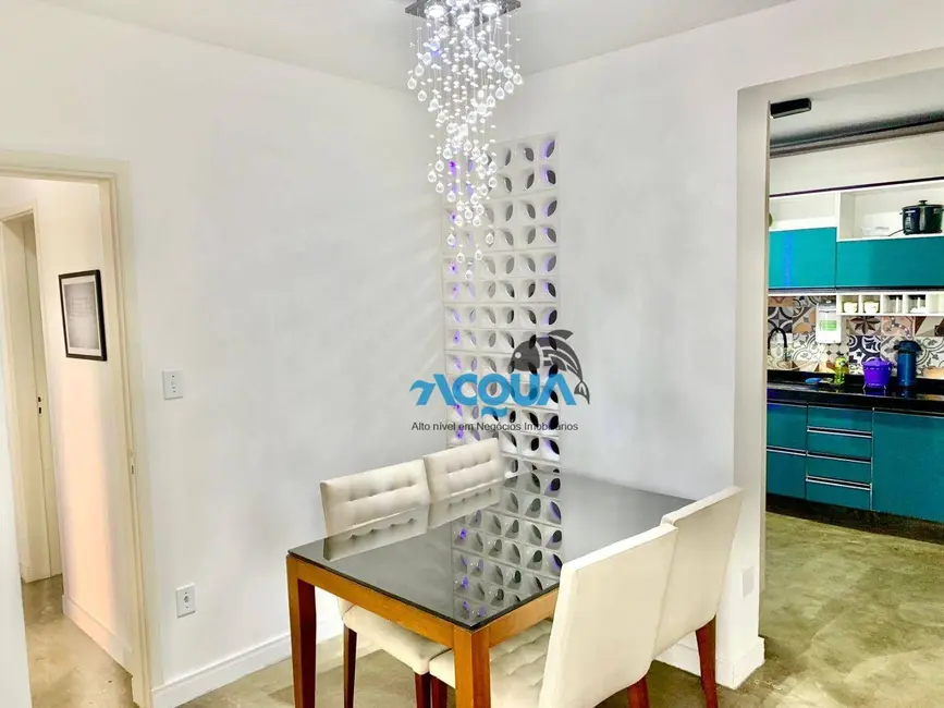 Foto 2 de Apartamento com 2 quartos à venda, 120m2 em Guaruja - SP