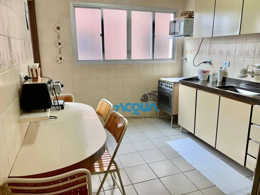 Foto 4 de Apartamento com 3 quartos à venda, 90m2 em Guaruja - SP
