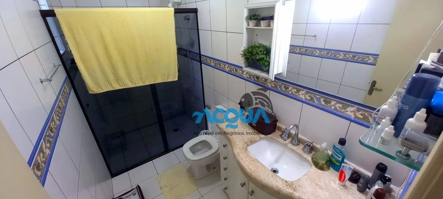Foto 9 de Apartamento com 3 quartos à venda, 153m2 em Jardim Três Marias, Guaruja - SP