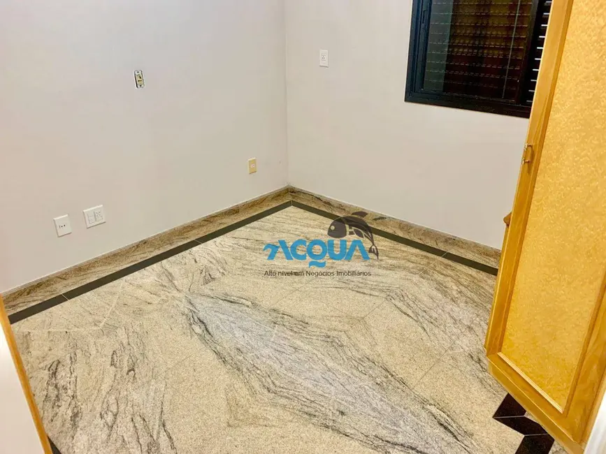 Foto 9 de Apartamento com 3 quartos à venda, 125m2 em Guaruja - SP