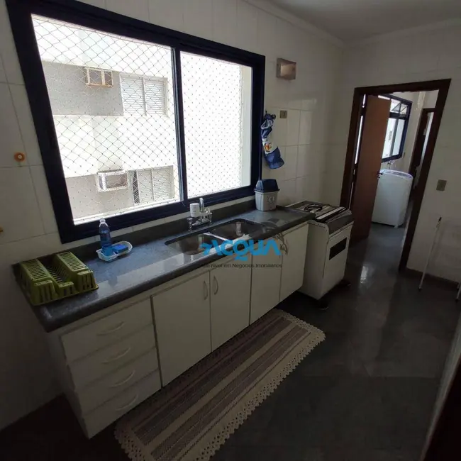 Foto 6 de Apartamento com 3 quartos à venda, 180m2 em Guaruja - SP