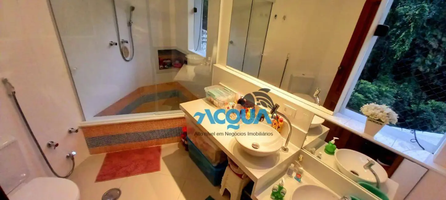 Foto 9 de Apartamento com 3 quartos à venda, 288m2 em Barra Funda, Guaruja - SP