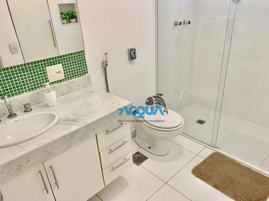 Foto 9 de Apartamento com 4 quartos à venda, 150m2 em Guaruja - SP