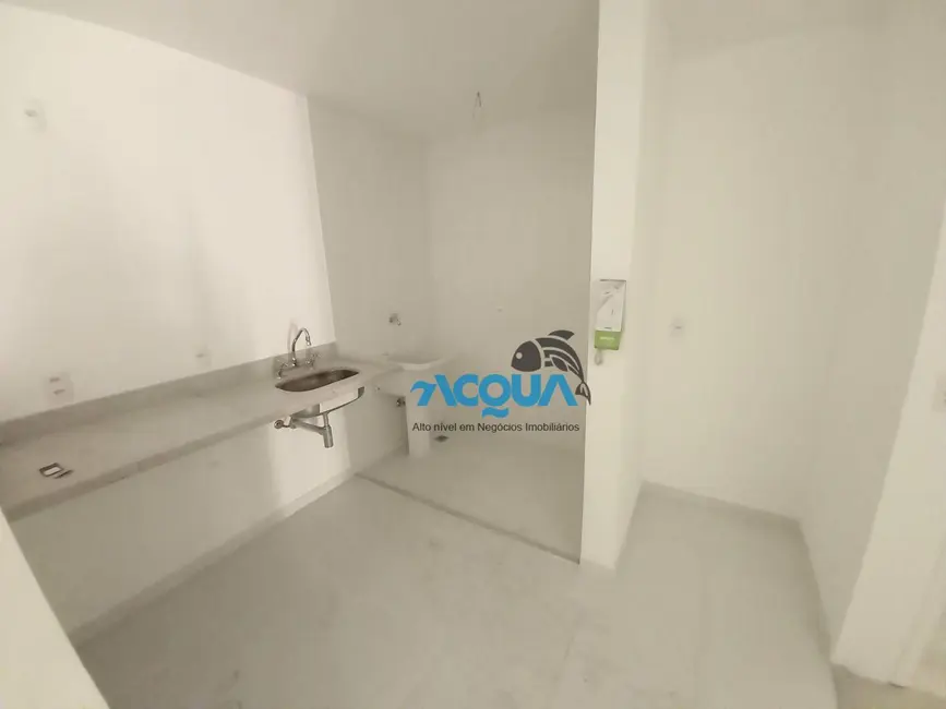 Apartamento com 2 quartos à venda, 112m2 em Jardim Três Marias, Guaruja - SP - imagem 4 Foto 4 de Apartamento com 2 quartos à venda, 112m2 em Jardim Três Marias, Guaruja - SP