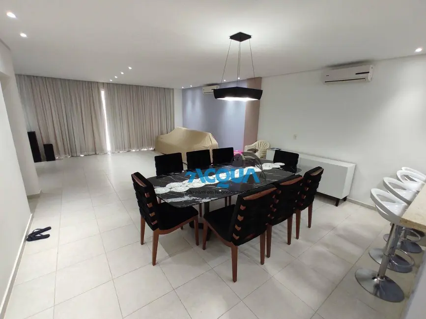 Foto 1 de Casa de Condomínio com 4 quartos à venda, 315m2 em Jardim Três Marias, Guaruja - SP