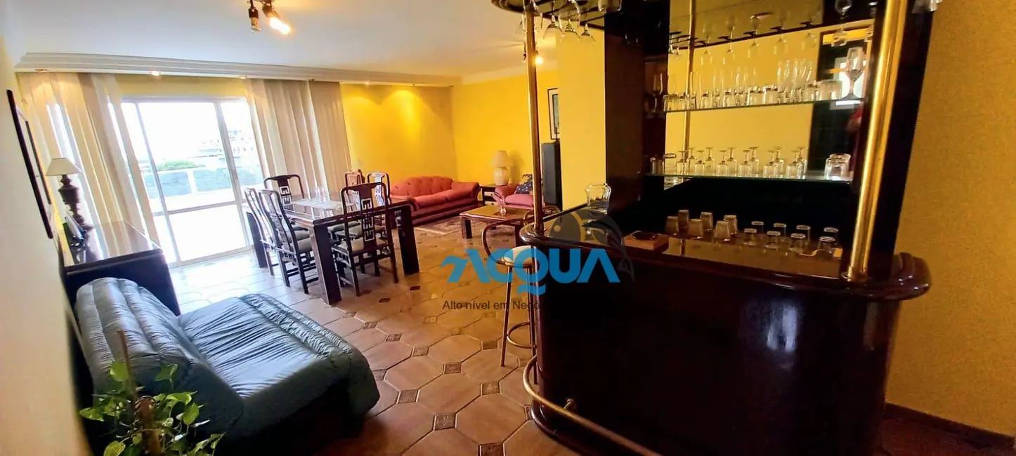 Foto 2 de Cobertura com 2 quartos à venda, 180m2 em Loteamento João Batista Julião, Guaruja - SP