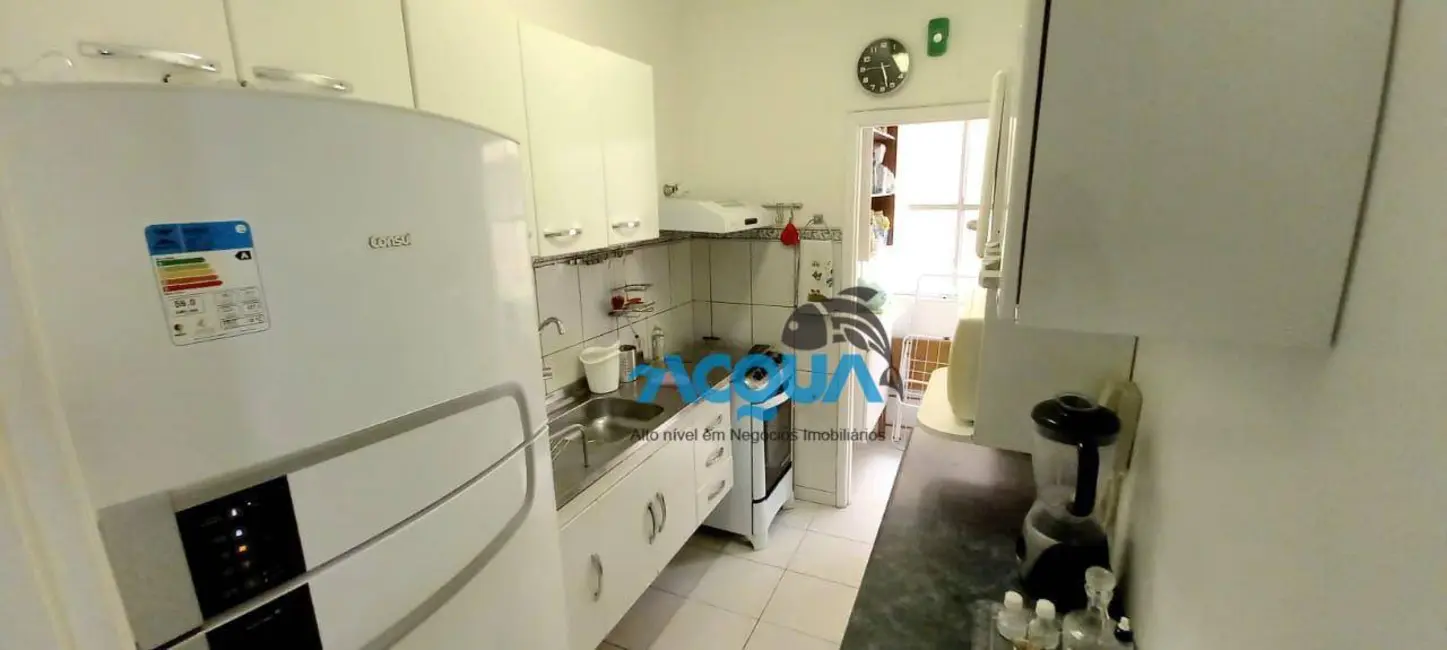Foto 2 de Apartamento com 2 quartos à venda, 70m2 em Guaruja - SP
