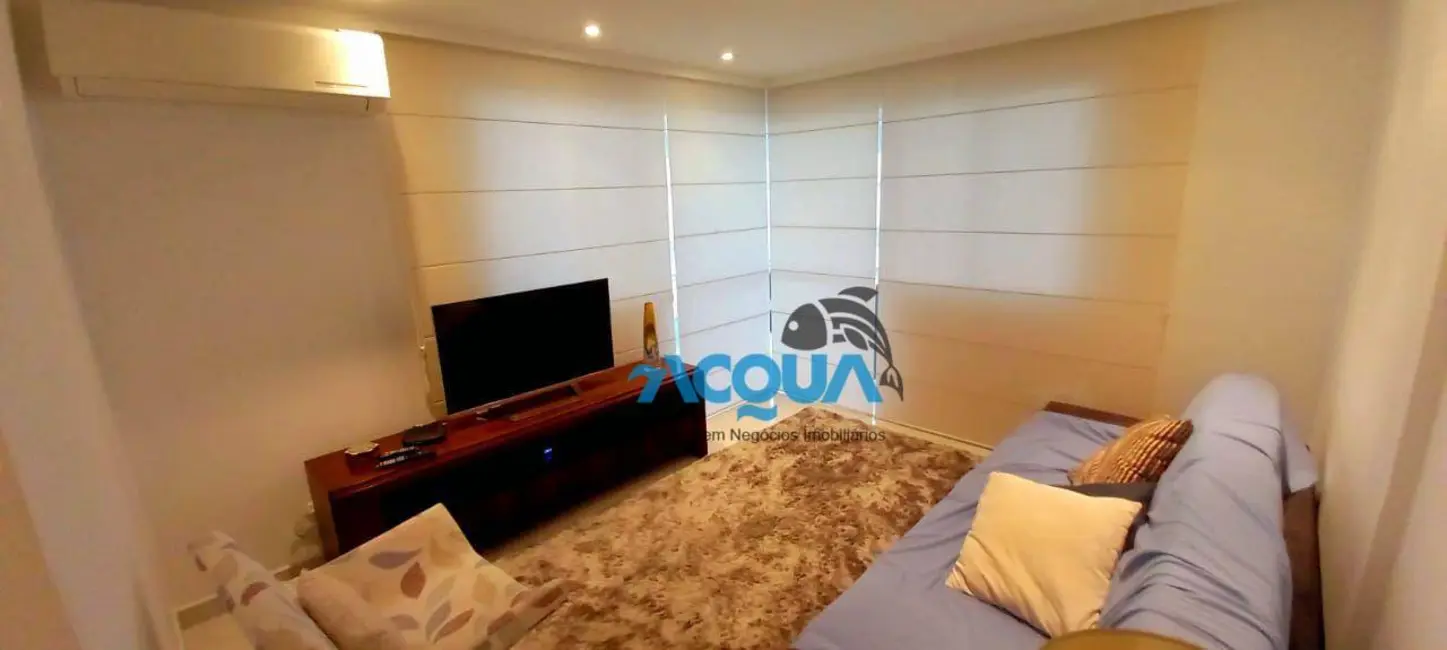 Foto 3 de Apartamento com 3 quartos à venda, 150m2 em Vila Alzira, Guaruja - SP