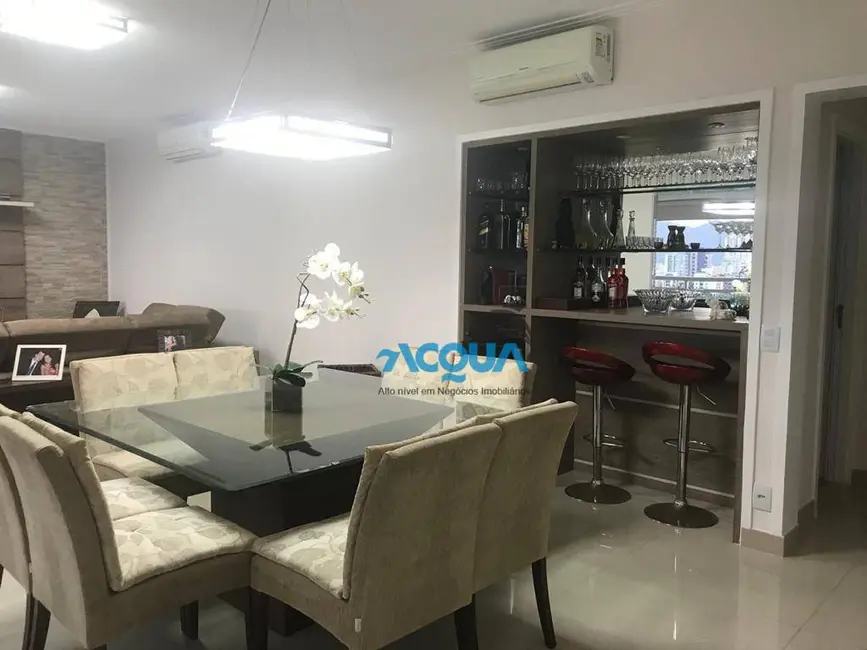 Foto 1 de Apartamento com 3 quartos à venda, 158m2 em Loteamento João Batista Julião, Guaruja - SP