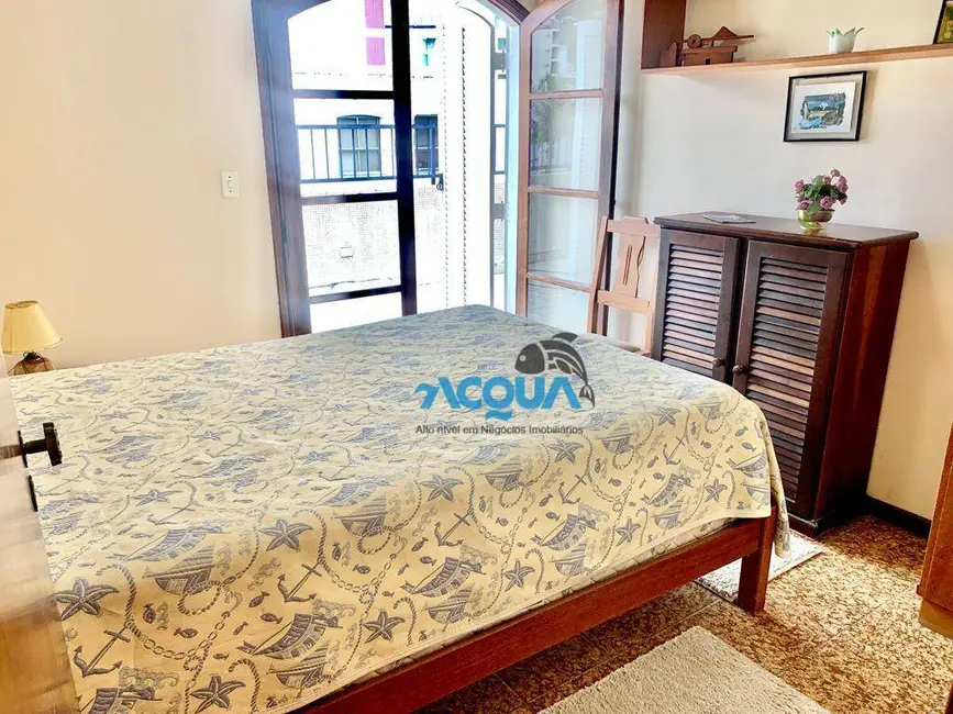 Cobertura com 3 quartos à venda, 200m2 em Jardim Três Marias, Guaruja - SP - imagem 4 Foto 4 de Cobertura com 3 quartos à venda, 200m2 em Jardim Três Marias, Guaruja - SP