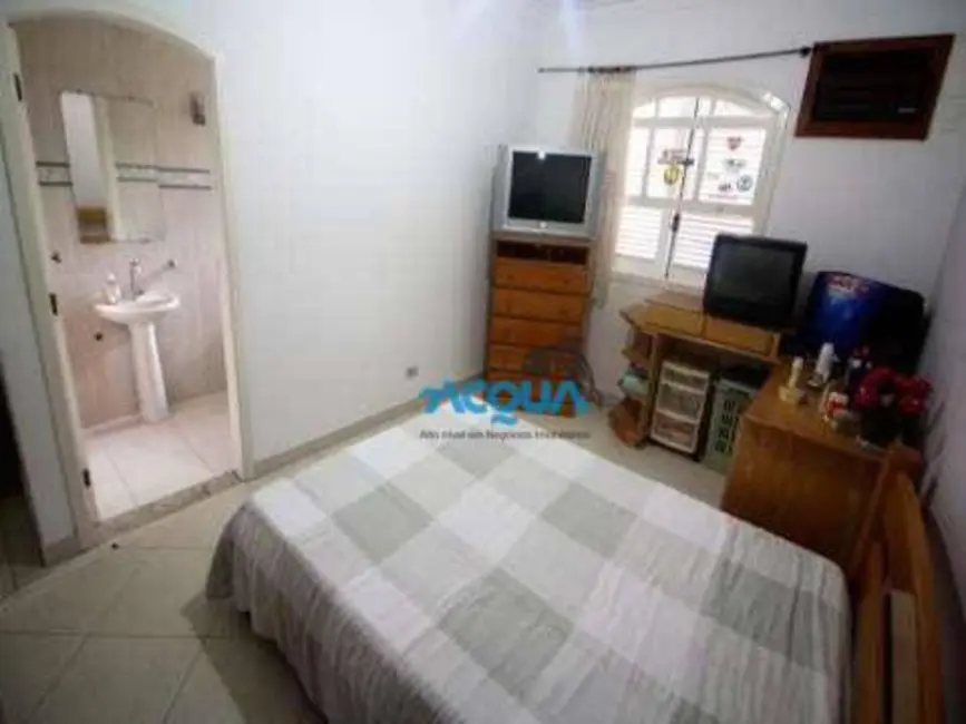 Foto 8 de Casa de Condomínio com 3 quartos à venda, 300m2 em Balneario Praia do Perequê, Guaruja - SP