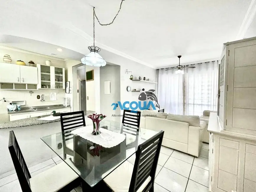 Foto 4 de Apartamento com 3 quartos à venda, 90m2 em Guaruja - SP