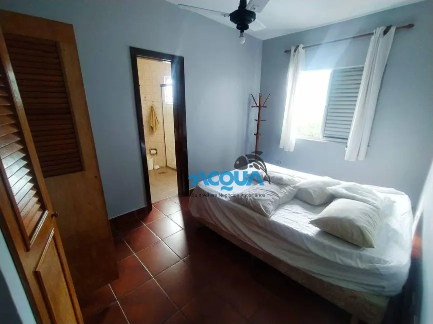 Foto 6 de Apartamento com 2 quartos à venda, 85m2 em Jardim Três Marias, Guaruja - SP