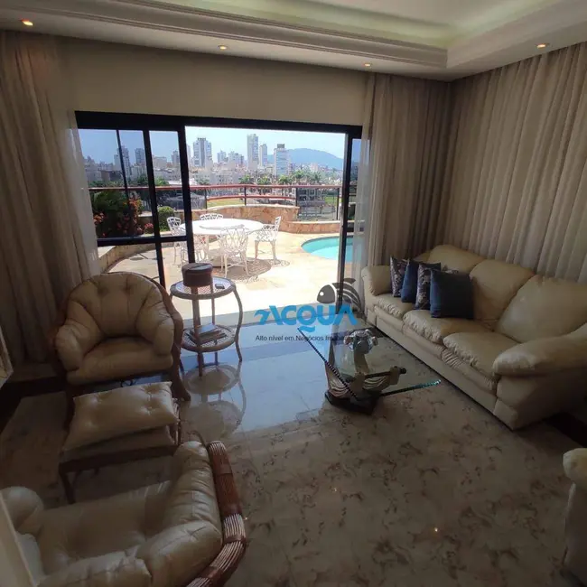 Cobertura com 4 quartos à venda, 250m2 em Guaruja - SP - imagem 5 Foto 5 de Cobertura com 4 quartos à venda, 250m2 em Guaruja - SP