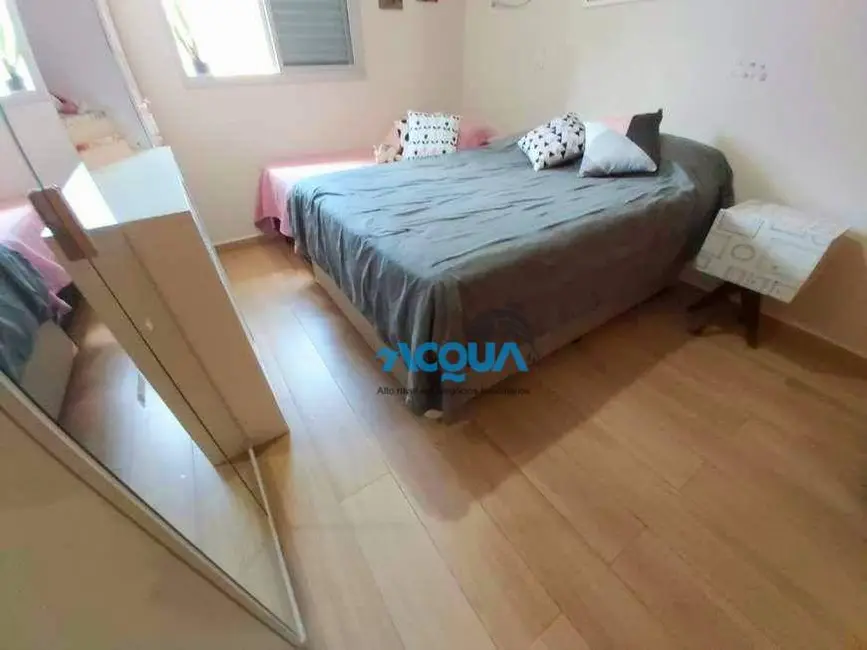Apartamento com 3 quartos à venda, 110m2 em Jardim Las Palmas, Guaruja - SP - imagem 8 Foto 8 de Apartamento com 3 quartos à venda, 110m2 em Jardim Las Palmas, Guaruja - SP