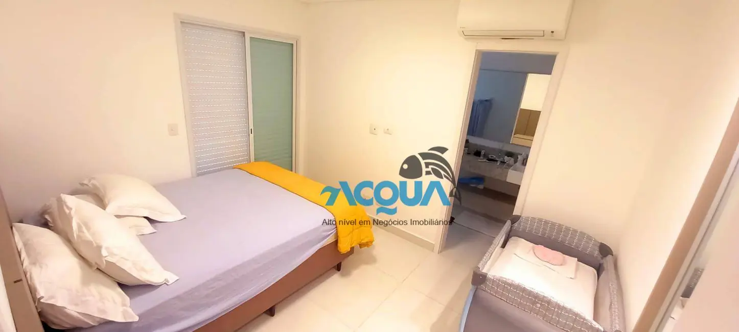 Foto 6 de Apartamento com 3 quartos à venda, 145m2 em Guaruja - SP