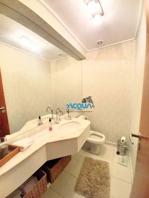 Foto 8 de Apartamento com 4 quartos à venda, 170m2 em Guaruja - SP