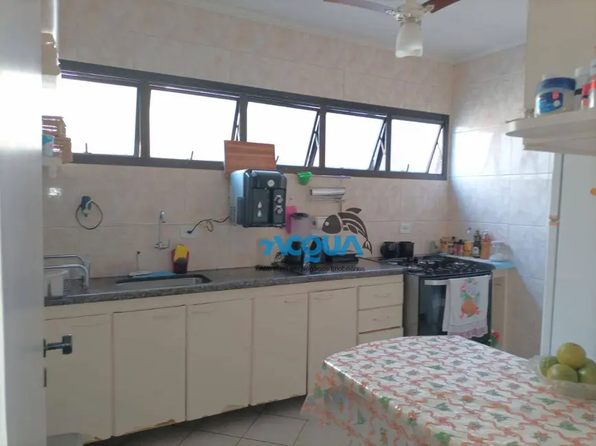 Foto 7 de Apartamento com 3 quartos à venda, 223m2 em Jardim Las Palmas, Guaruja - SP