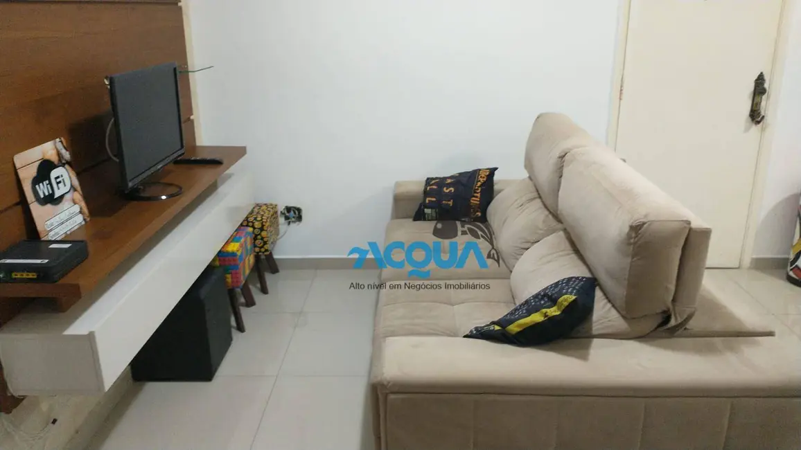 Foto 4 de Apartamento com 2 quartos à venda, 85m2 em Jardim Las Palmas, Guaruja - SP