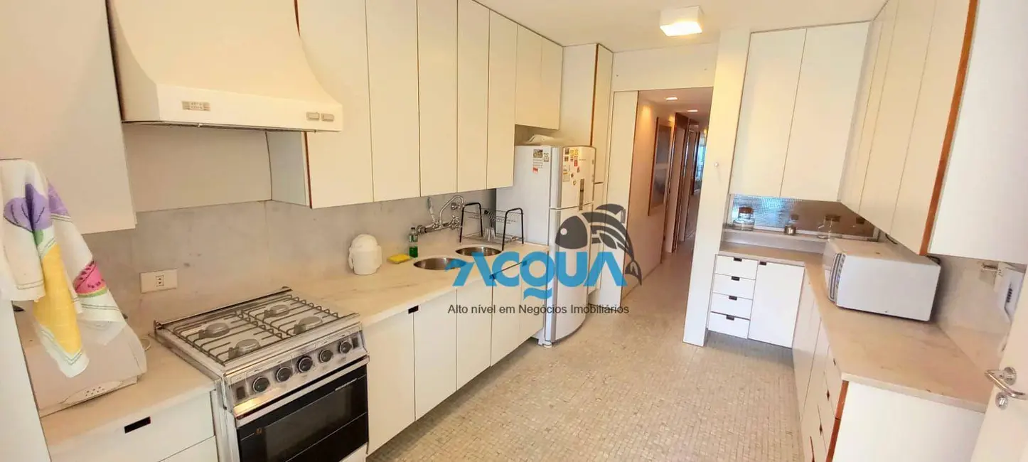 Foto 4 de Apartamento com 3 quartos à venda, 156m2 em Jardim Astúrias, Guaruja - SP