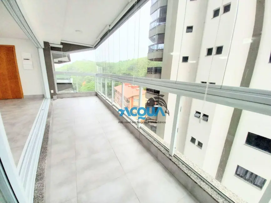 Foto 8 de Apartamento com 3 quartos à venda, 146m2 em Guaruja - SP