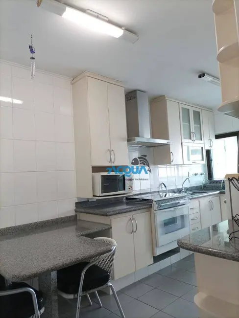 Foto 6 de Apartamento com 3 quartos à venda, 290m2 em Guaruja - SP