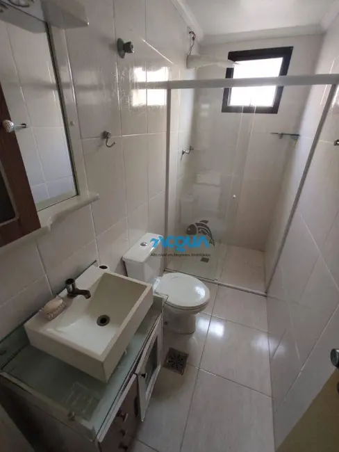 Apartamento com 3 quartos à venda e para alugar, 131m2 em Jardim Las Palmas, Guaruja - SP - imagem 8 Foto 8 de Apartamento com 3 quartos à venda e para alugar, 131m2 em Jardim Las Palmas, Guaruja - SP