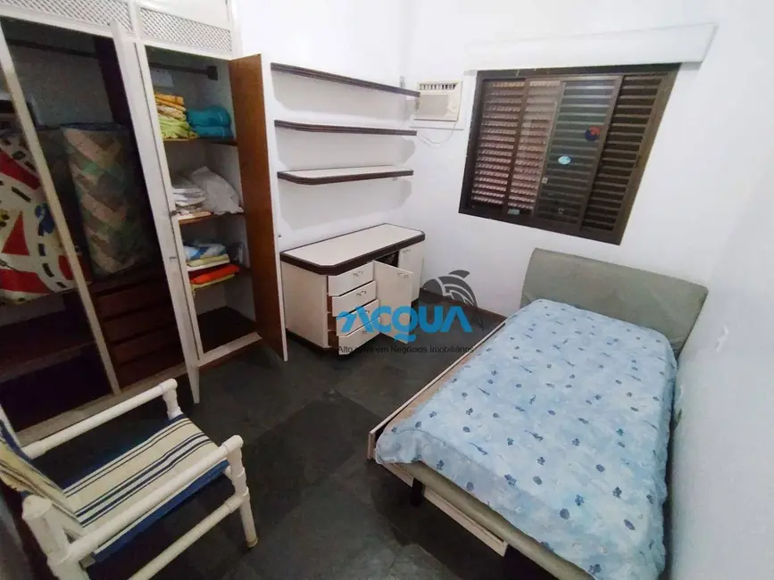 Foto 8 de Apartamento com 4 quartos à venda, 120m2 em Guaruja - SP