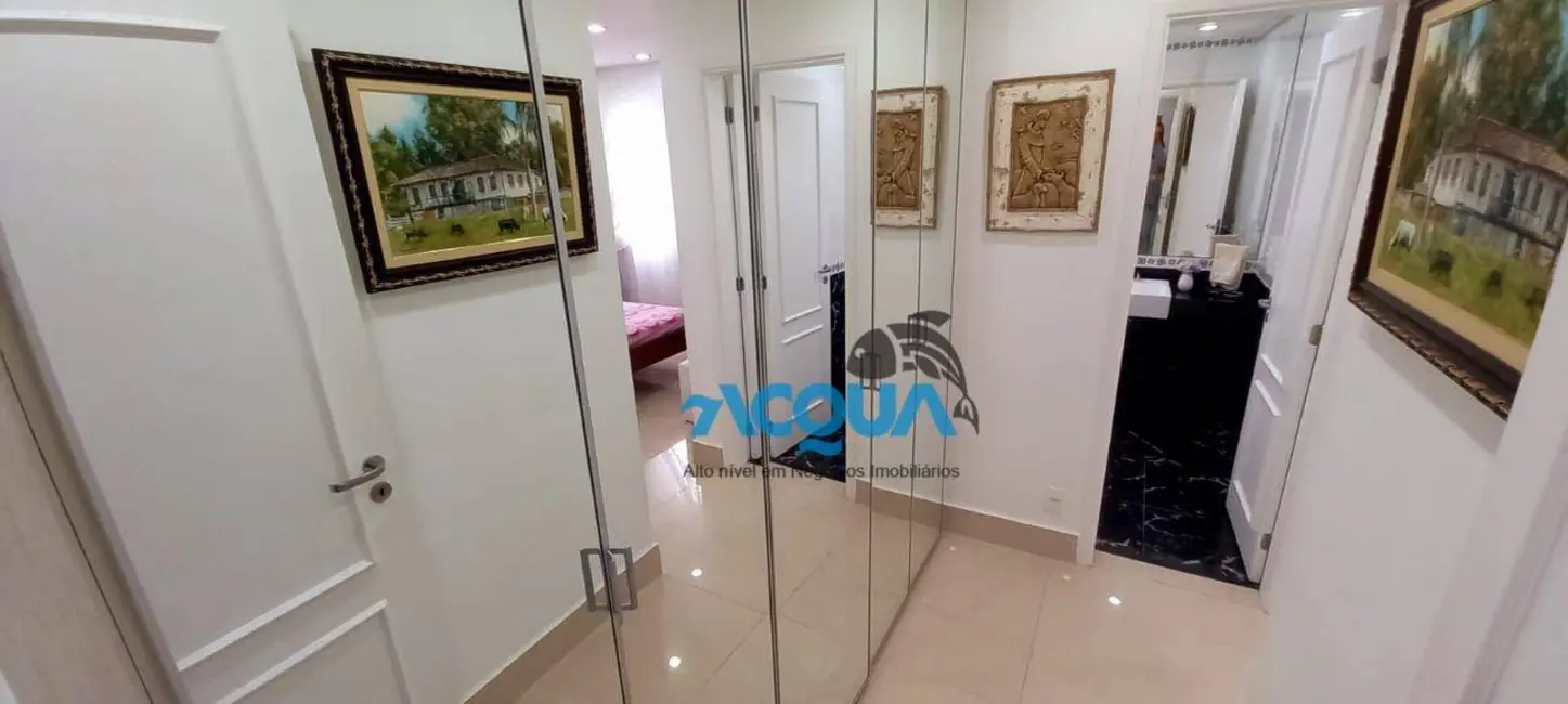 Foto 9 de Apartamento com 3 quartos à venda, 132m2 em Vila Luis Antônio, Guaruja - SP