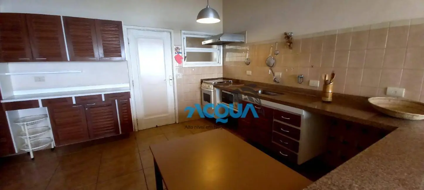 Foto 6 de Apartamento com 3 quartos à venda, 190m2 em Guaruja - SP