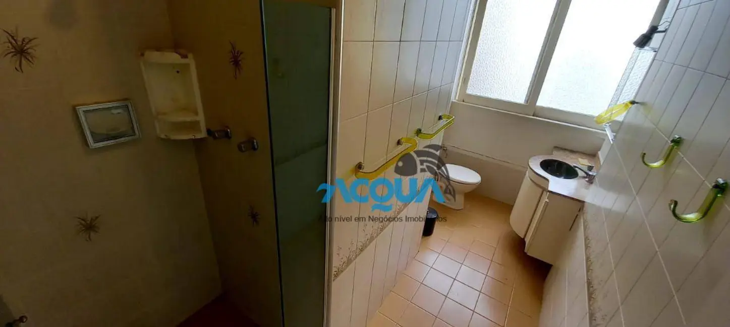 Foto 7 de Apartamento com 3 quartos à venda, 190m2 em Guaruja - SP