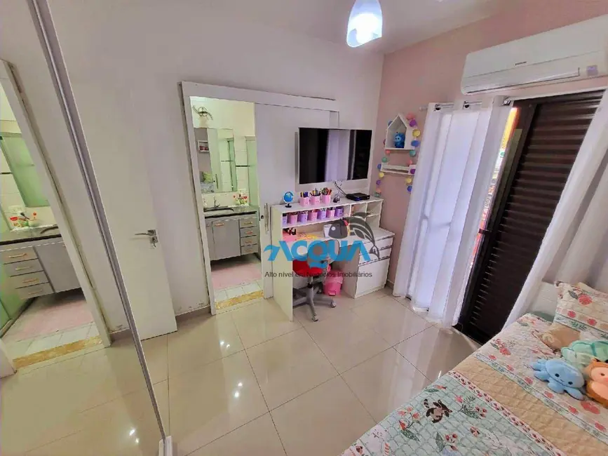 Apartamento com 3 quartos à venda, 114m2 em Vila Alzira, Guaruja - SP - imagem 8 Foto 8 de Apartamento com 3 quartos à venda, 114m2 em Vila Alzira, Guaruja - SP