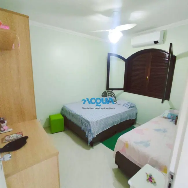 Foto 4 de Apartamento com 3 quartos à venda, 130m2 em Guaruja - SP