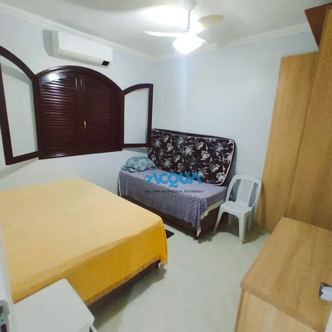 Foto 5 de Apartamento com 3 quartos à venda, 130m2 em Guaruja - SP