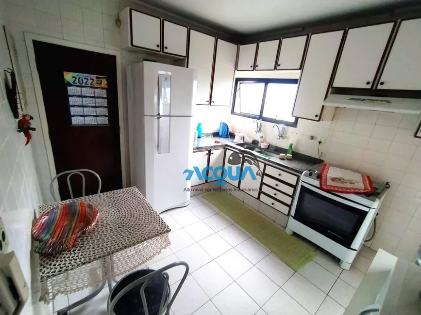 Foto 3 de Apartamento com 3 quartos à venda, 90m2 em Jardim Três Marias, Guaruja - SP