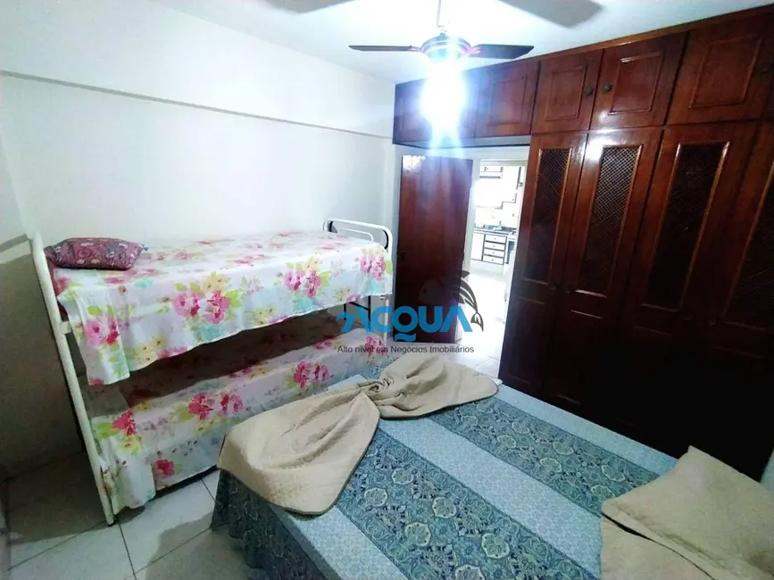 Foto 4 de Apartamento com 3 quartos à venda, 90m2 em Jardim Três Marias, Guaruja - SP