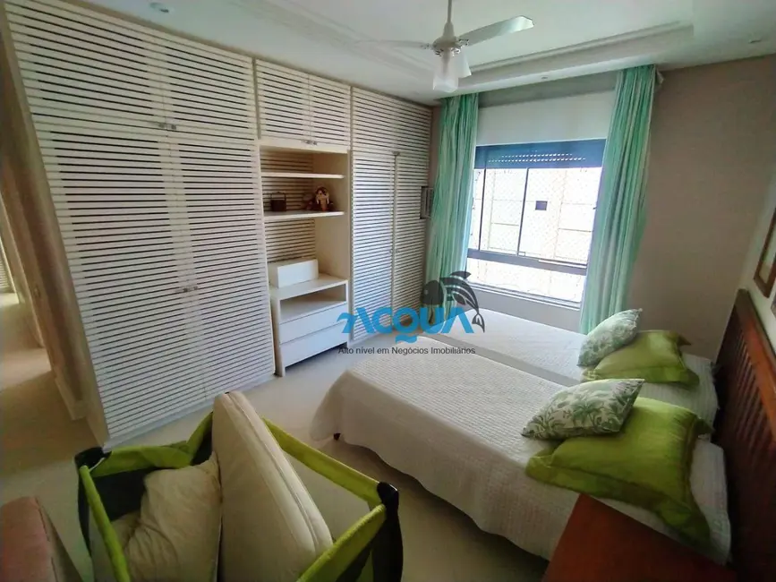 Foto 5 de Apartamento com 6 quartos à venda, 210m2 em Guaruja - SP