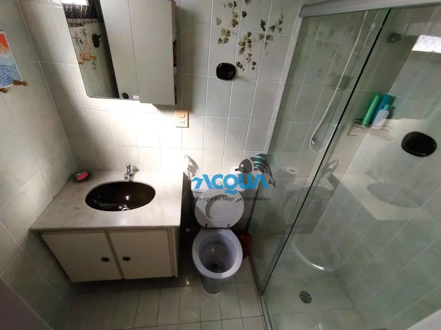 Foto 6 de Apartamento com 3 quartos à venda, 87m2 em Guaruja - SP