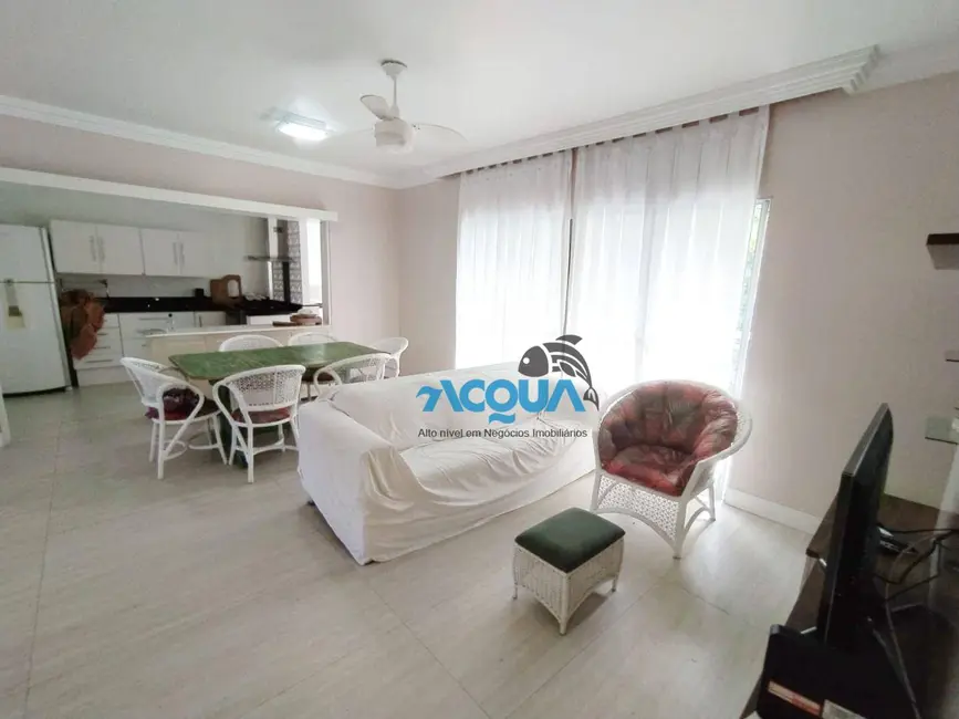 Foto 2 de Apartamento com 3 quartos à venda, 115m2 em Guaruja - SP