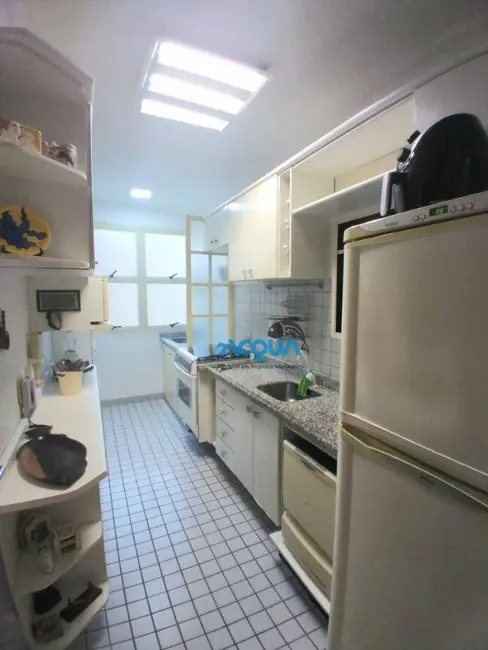 Foto 3 de Apartamento com 2 quartos à venda, 69m2 em Guaruja - SP