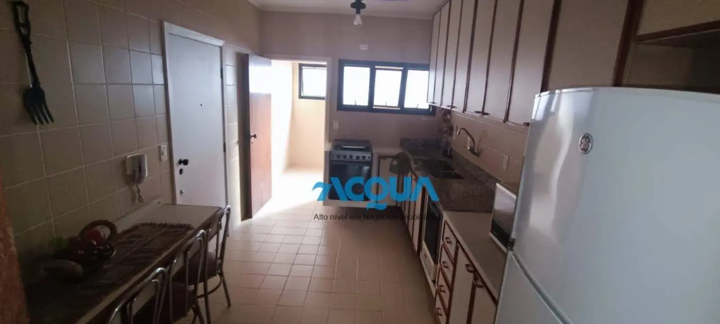 Foto 3 de Apartamento com 3 quartos à venda, 110m2 em Guaruja - SP