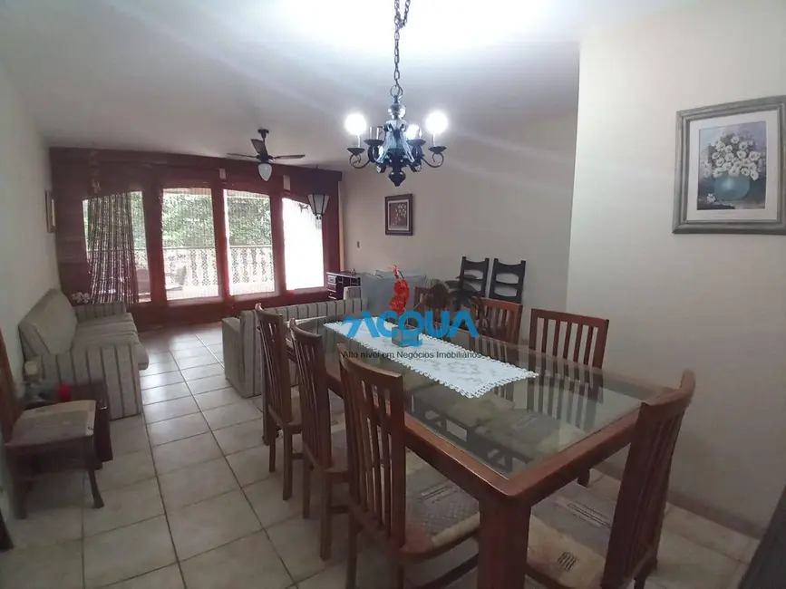 Apartamento com 3 quartos à venda, 139m2 em Barra Funda, Guaruja - SP - imagem 3 Foto 3 de Apartamento com 3 quartos à venda, 139m2 em Barra Funda, Guaruja - SP