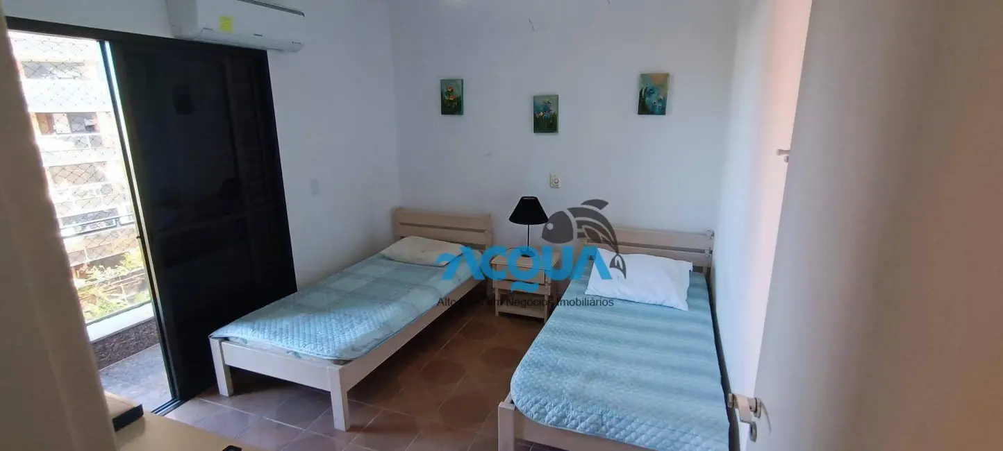 Apartamento com 3 quartos à venda, 130m2 em Guaruja - SP - imagem 4 Foto 4 de Apartamento com 3 quartos à venda, 130m2 em Guaruja - SP