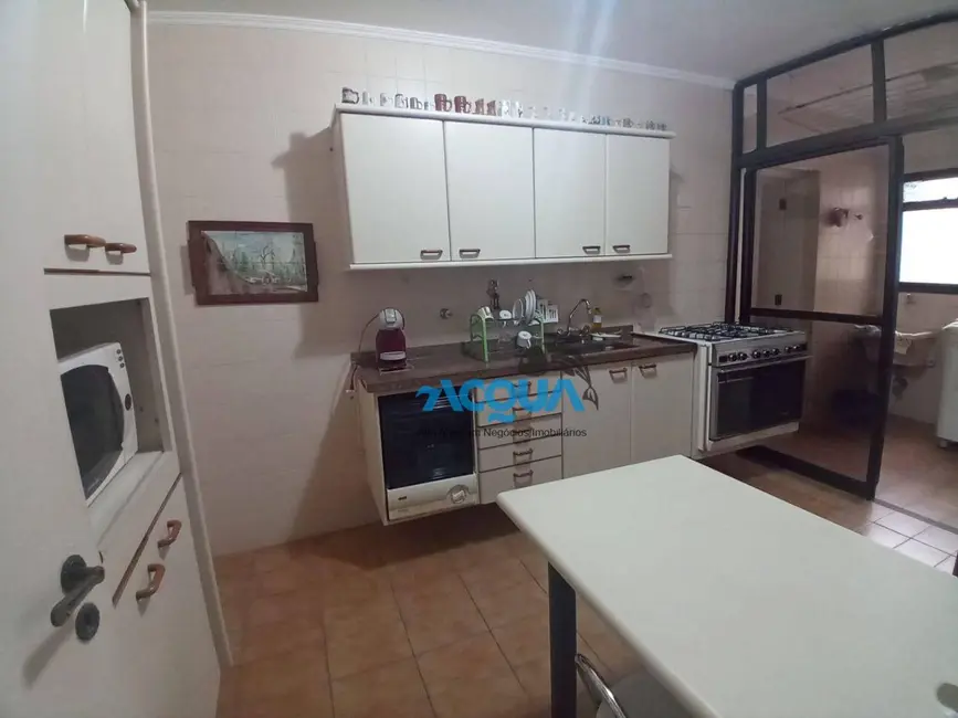 Foto 5 de Apartamento com 3 quartos à venda, 170m2 em Guaruja - SP
